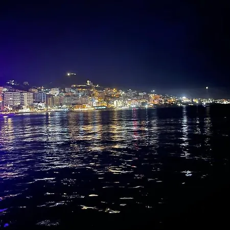 Ensar Aparatament's Appartement *