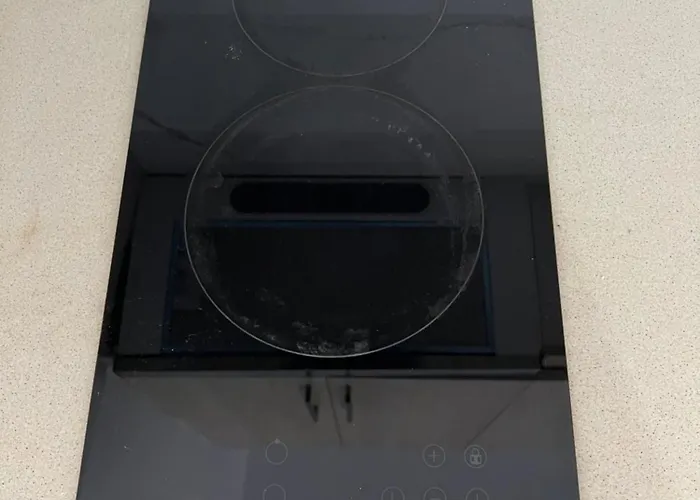 Ensar Aparatament's Sarandë